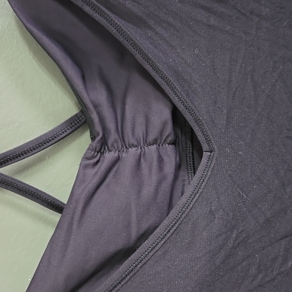 Lululemon Black Tank Top - Picture 2 of 4